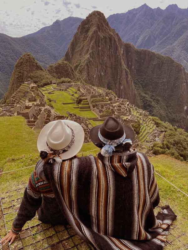 Tour Lares Trek a Machu Picchu 4 Dias - 2026 6 Lares Trek to Machu Picchu